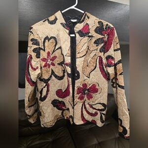 Alfred Dunner Quilted Floral Jacket in Beige, Black & Red PETITE 16